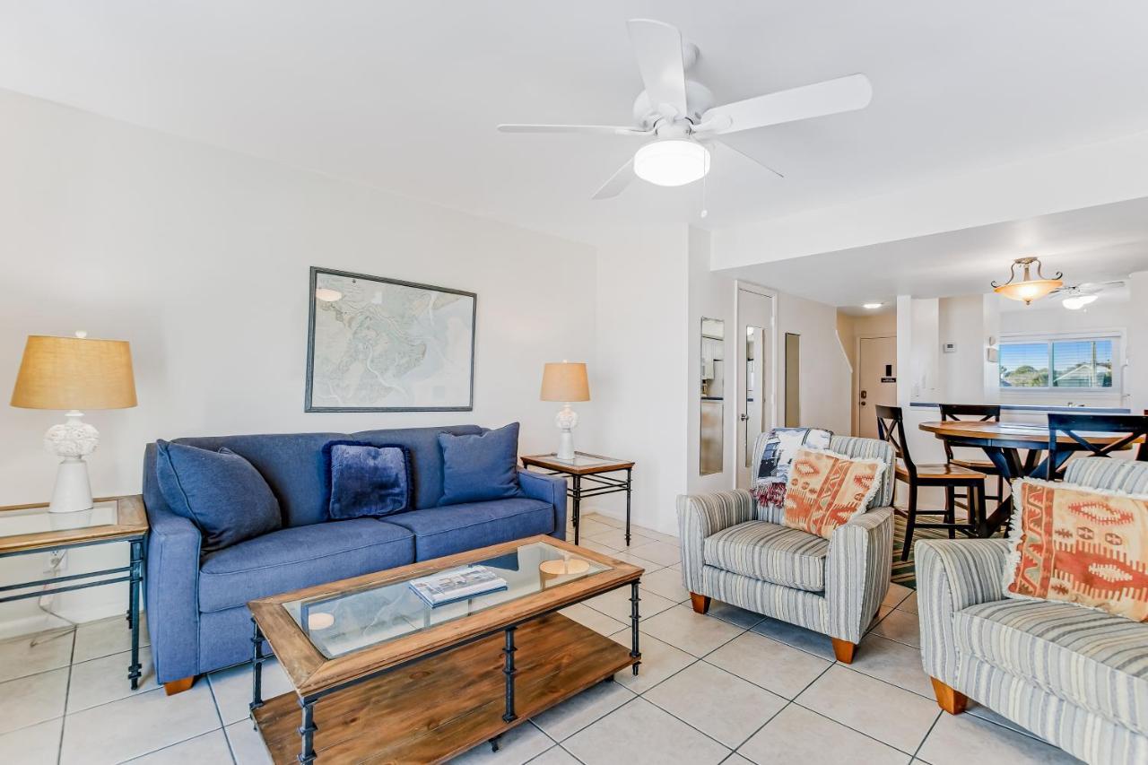 Tybee Stars Apartment Тайби Айлънд Екстериор снимка
