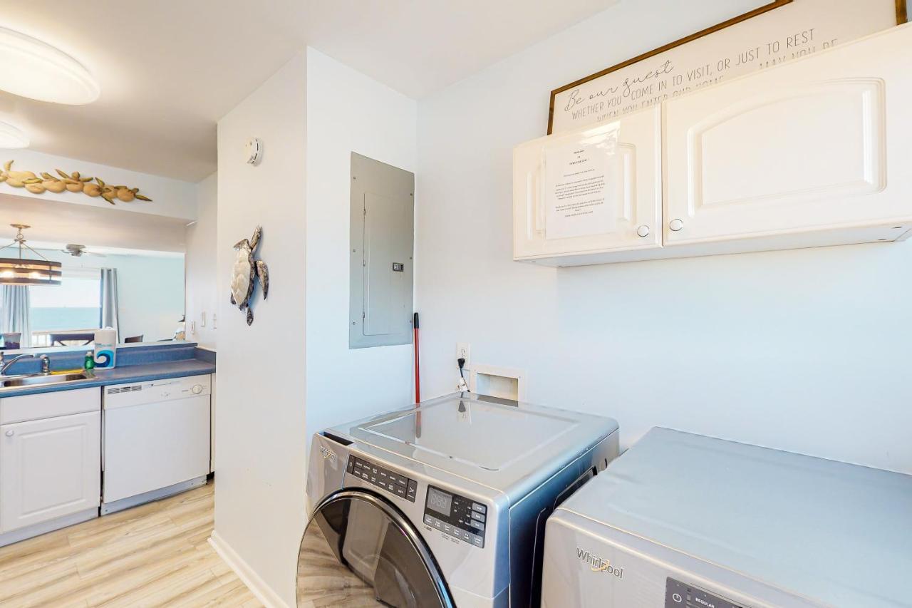 Tybee Stars Apartment Тайби Айлънд Екстериор снимка
