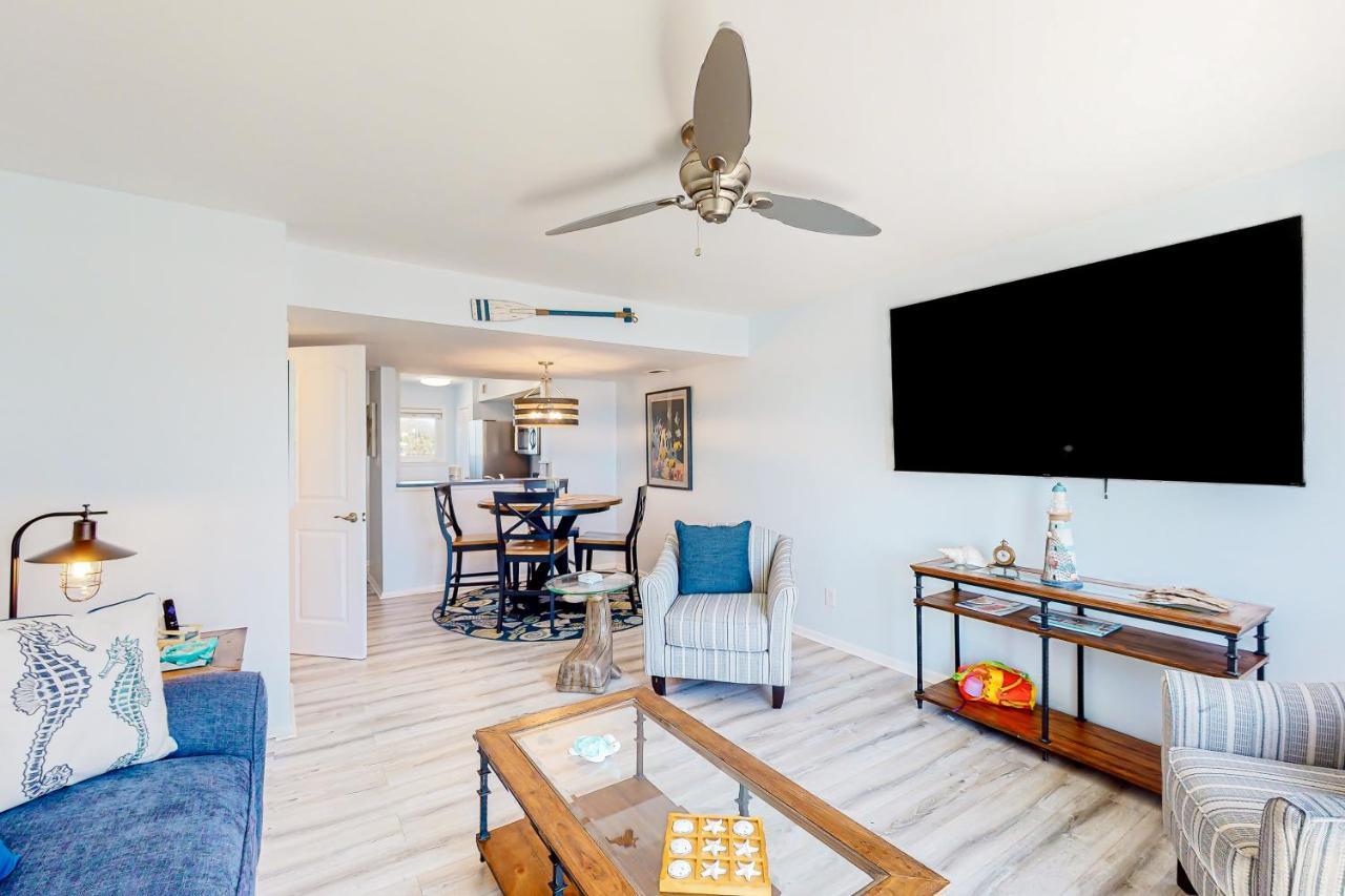 Tybee Stars Apartment Тайби Айлънд Екстериор снимка