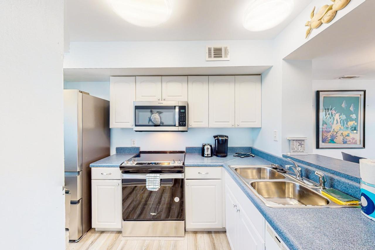Tybee Stars Apartment Тайби Айлънд Екстериор снимка