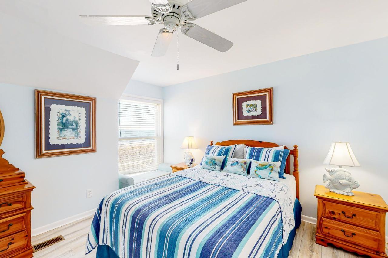 Tybee Stars Apartment Тайби Айлънд Екстериор снимка