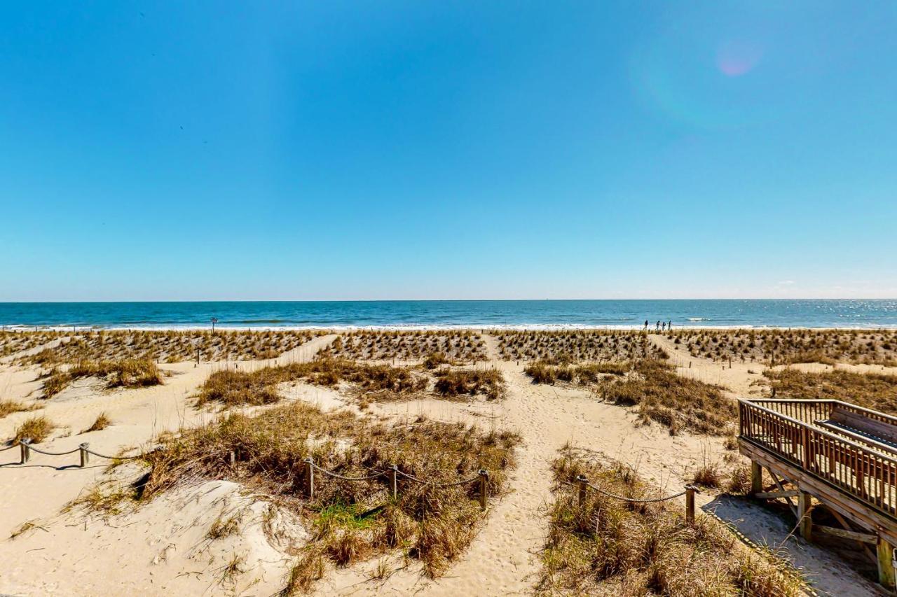 Tybee Stars Apartment Тайби Айлънд Екстериор снимка
