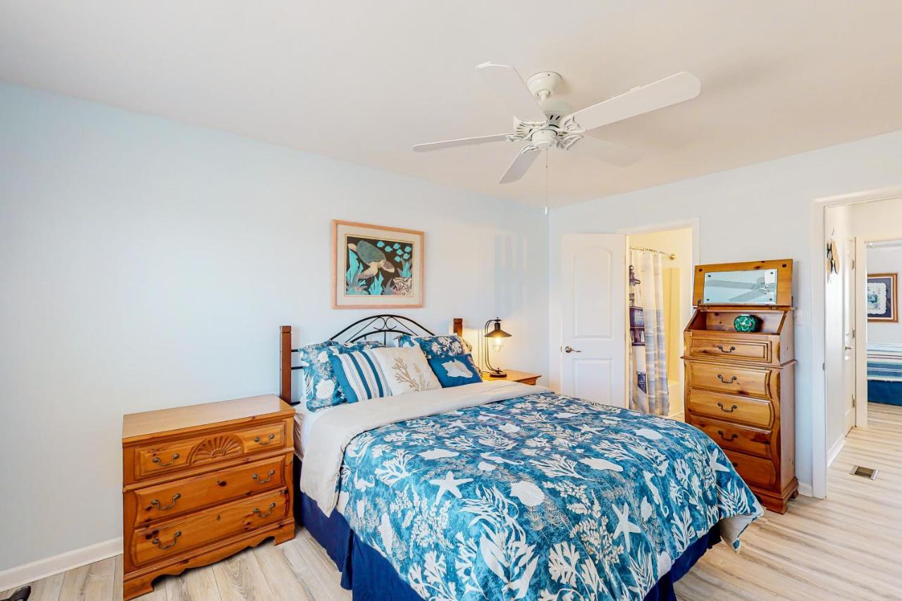 Tybee Stars Apartment Тайби Айлънд Екстериор снимка